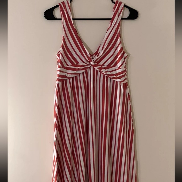 Patagonia Dresses & Skirts - Super adorable Patagonia stretchy dress perfect for summer!